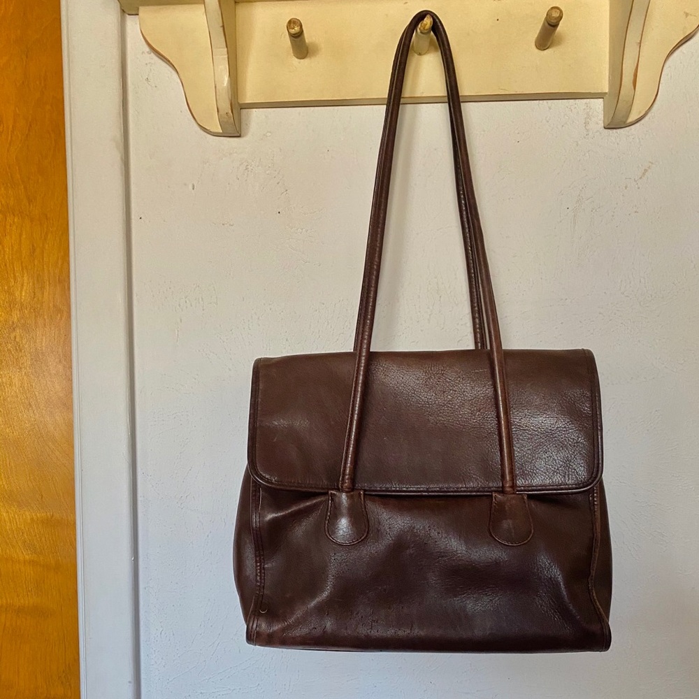 Coach | Vintage Brown Leather Shoulder Bag